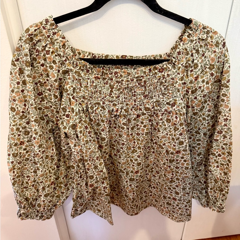Doen Agotha Floral Smocked Blouse in Cream and Brown